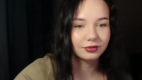 moonlightpoison online show from May 12, 2:31 am