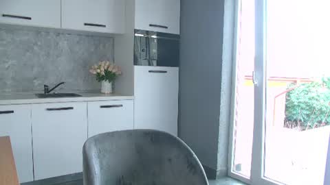 moonligt_iris online show from July 10, 4:39 am