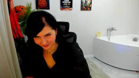 Ask me  online show from October 21, 4:17 am