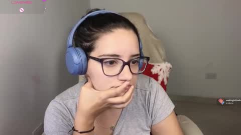 Moon Woman online show from December 3, 4:57 am