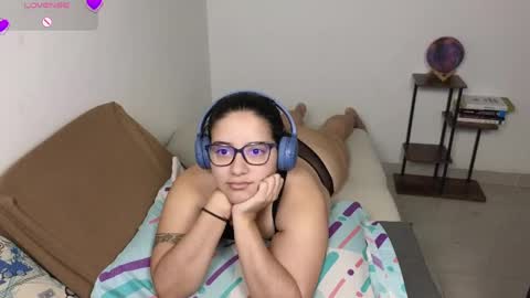 Moon Woman online show from May 5, 4:52 am