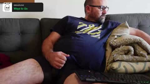 Ce nest pas Mordecai online show from December 23, 7:49 am