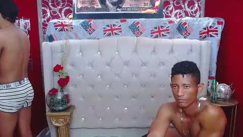 Snapshot of morenoblack23cm chatting on February 8, 10:08 pm duohot23 online show from February 8, 10:08 pm