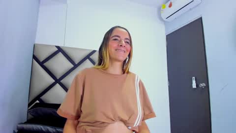 morgan_82ws online show from April 4, 7:43 pm