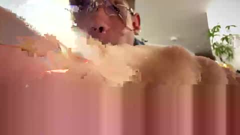 Snapshot of morgan_hiller chatting on September 30, 11:59 pm online show from September 30, 11:59 pm