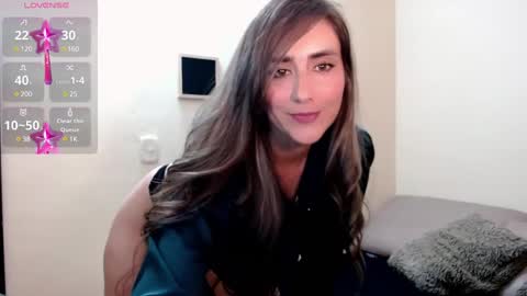 Snapshot of moriahhoe chatting on March 5, 7:27 pm Moriah online show from March 5, 7:27 pm