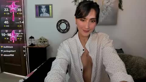 Snapshot of moriahhoe chatting on October 21, 7:50 pm Moriah online show from October 21, 7:50 pm