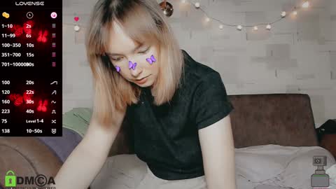 Lisa 3 online show from December 19, 6:01 am