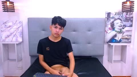 MORTELLE online show from November 7, 1:57 pm