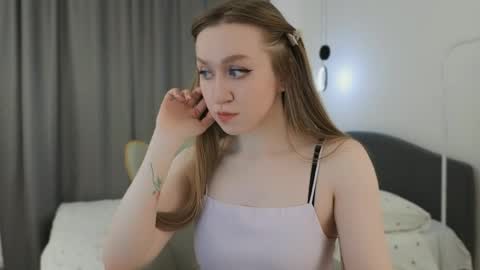 Ivy online show from April 2, 7:32 pm