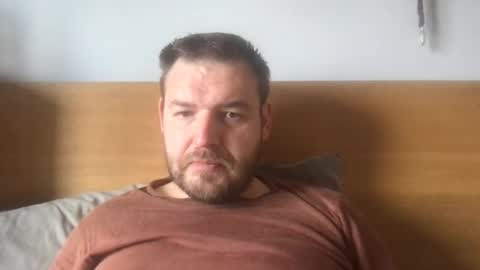 mr834565 online show from April 19, 1:23 pm