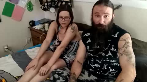 Mr and Mrs Dragon online show from January 25, 5:29 am