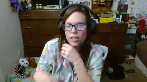 Mr and Mrs Dragon online show from January 29, 5:45 pm