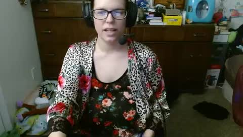 Mr and Mrs Dragon online show from February 5, 5:53 pm