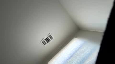 Hunter online show from February 3, 6:56 pm