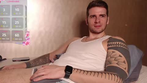 mr_longboy online show from March 23, 8:03 pm