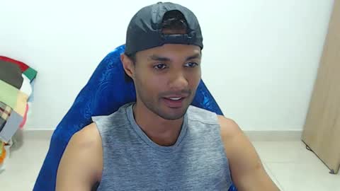 Max online show from February 19, 6:40 pm