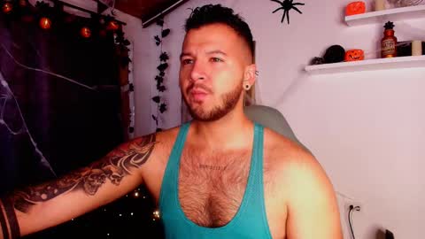 Snapshot of mr_mikee_ chatting on October 16, 3:17 am MIKEE online show from October 16, 3:17 am