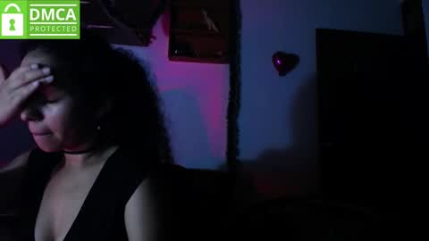 Snapshot of mr_mrscurie chatting on January 7, 12:24 am Mr  Mrs Curie online show from January 7, 12:24 am