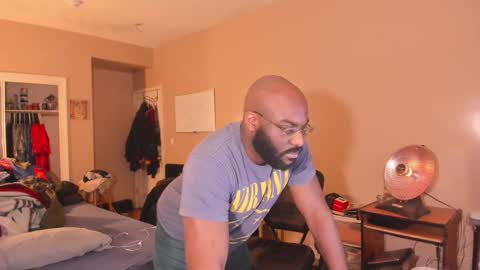 Chuck Daily online show from February 5, 6:39 am