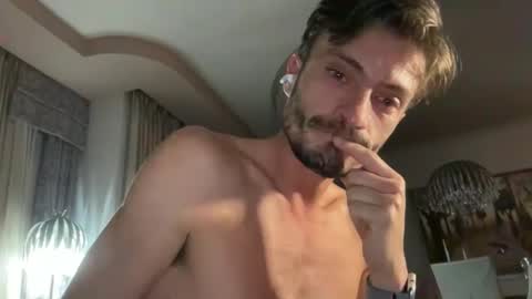 YourLad online show from November 24, 9:24 pm