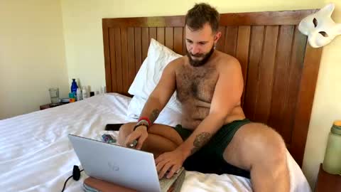 Max online show from April 14, 6:27 am