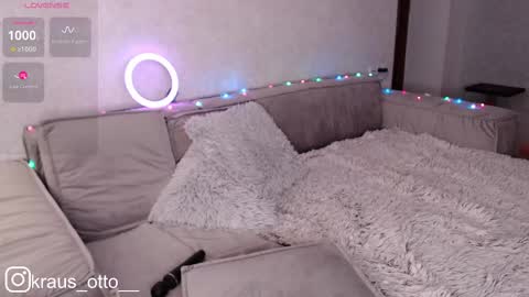 Snapshot of mrs_kitty69 chatting on December 6, 10:11 am mrs kitty69 online show from December 6, 10:11 am