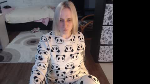 Sasha online show from February 20, 1:24 pm