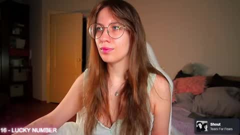 Allison online show from June 1, 6:20 pm