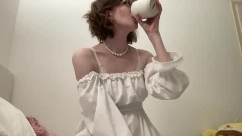 ms_christiana online show from May 16, 9:02 pm
