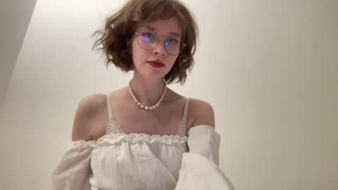 ms_christiana online show from May 13, 7:45 pm