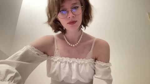 ms_christiana online show from May 16, 8:51 pm