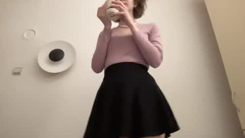 ms_christiana online show from May 12, 6:17 pm