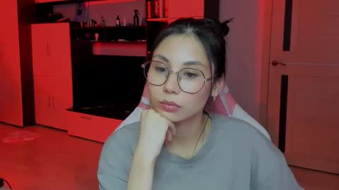 ms_emily_ online show from January 13, 1:24 am