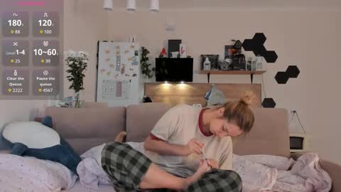 Ms ForYOU online show from October 4, 3:59 am