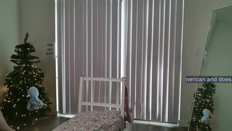 R o r i  SnapChat heyroriv2 wednesday - sunday Noon oclock mountain - 5pm mountain online show from September 12, 6:32 pm