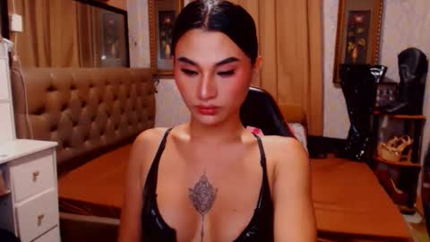 Snapshot of msasianbigcockts chatting on September 29, 11:09 am Thea online show from September 29, 11:09 am