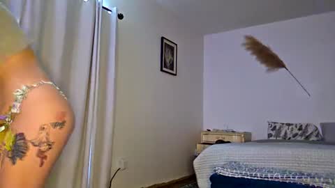 MsThick online show from July 16, 6:22 pm