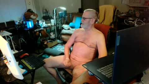 mt2much online show from July 29, 2:44 am