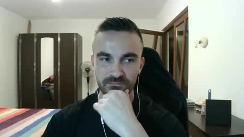 Victor online show from November 15, 4:52 pm