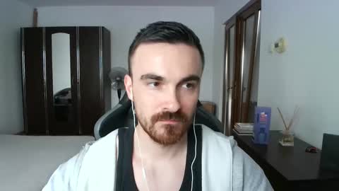 Victor online show from March 30, 1:00 pm