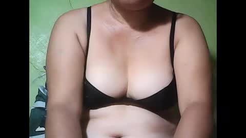 muffy_bunny online show from October 20, 6:02 pm