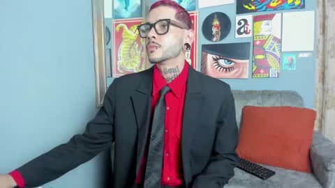 murdok  online show from October 25, 5:19 am