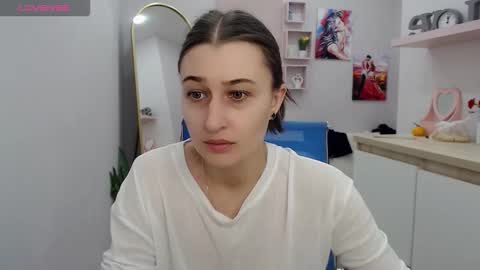 muriel_elvin online show from December 1, 6:11 am