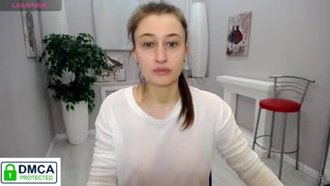 muriel_elvin online show from March 31, 8:04 am