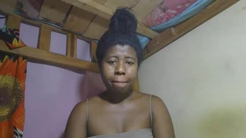 murielleee online show from April 3, 11:17 am