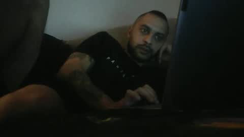 muscallan online show from November 11, 5:59 pm