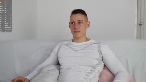 muscle_king_cum online show from February 6, 3:26 pm