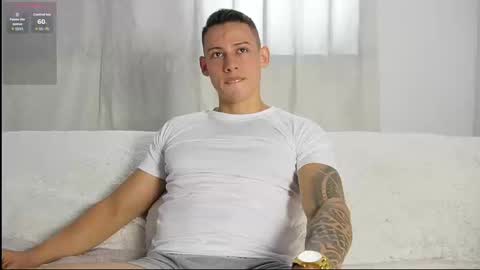 muscle_king_cum online show from September 15, 2:29 pm