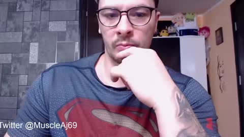 AJ online show from February 8, 7:27 pm